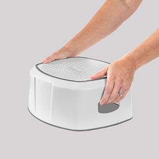Easy-Grab Handles